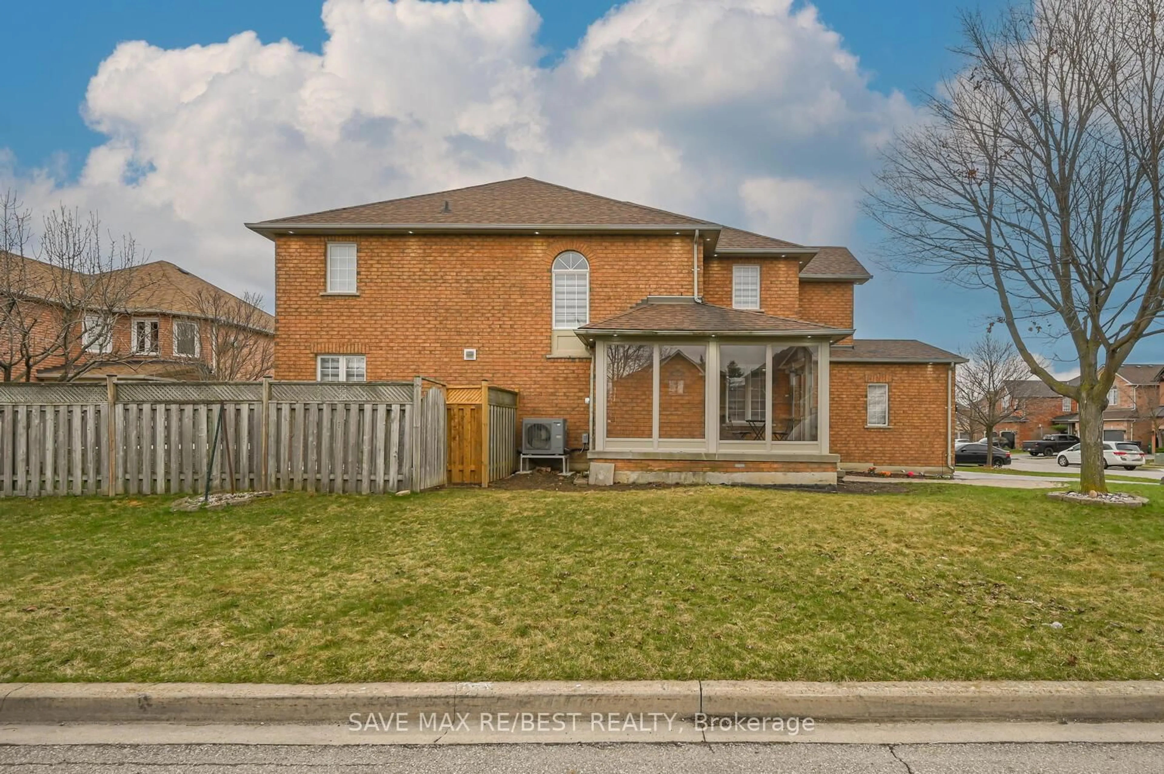 Home with brick exterior material, street for 29 Baccarat Cres, Brampton Ontario L7A 1K7