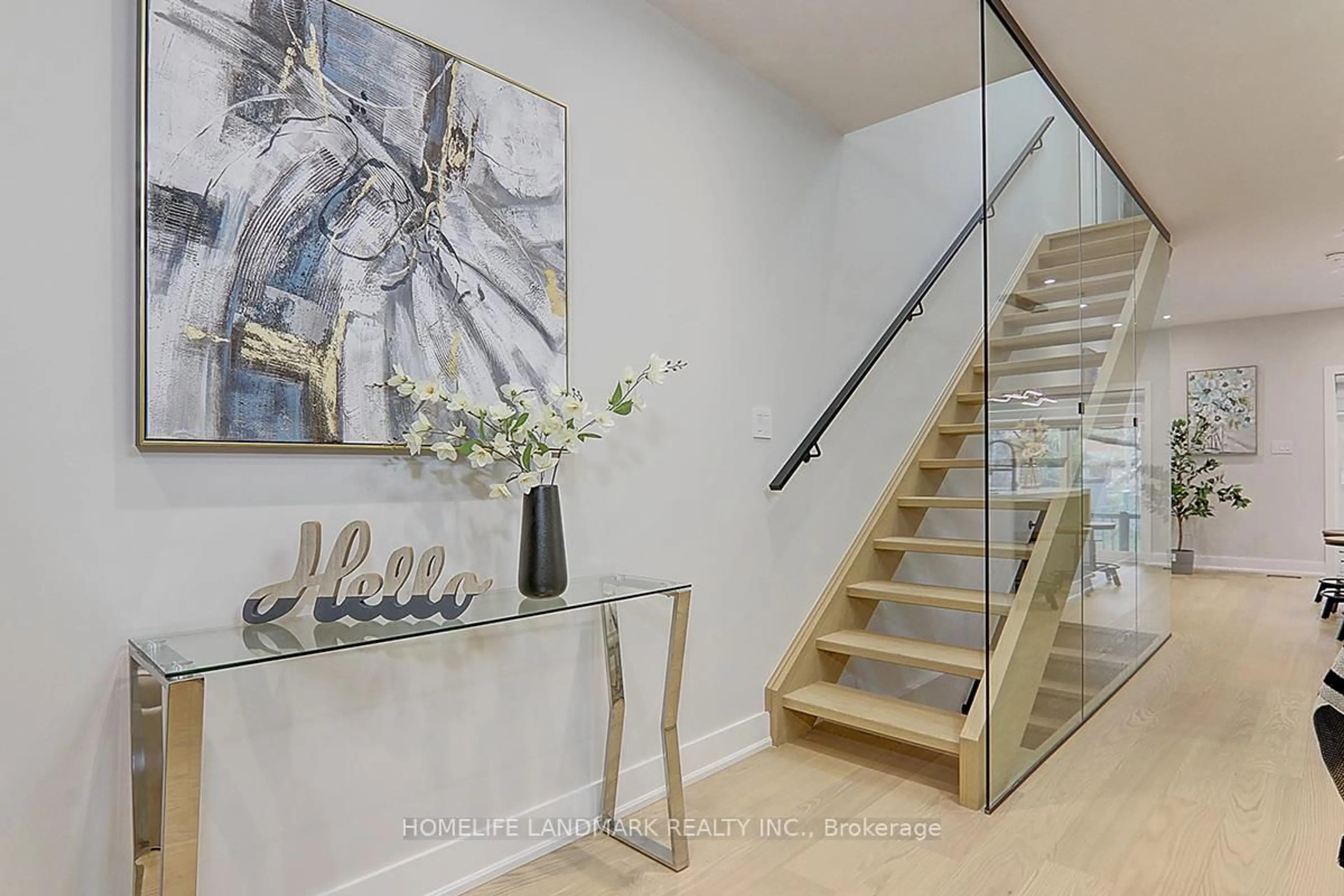 Unknown for 643 Beresford Ave, Toronto Ontario M6S 3C4
