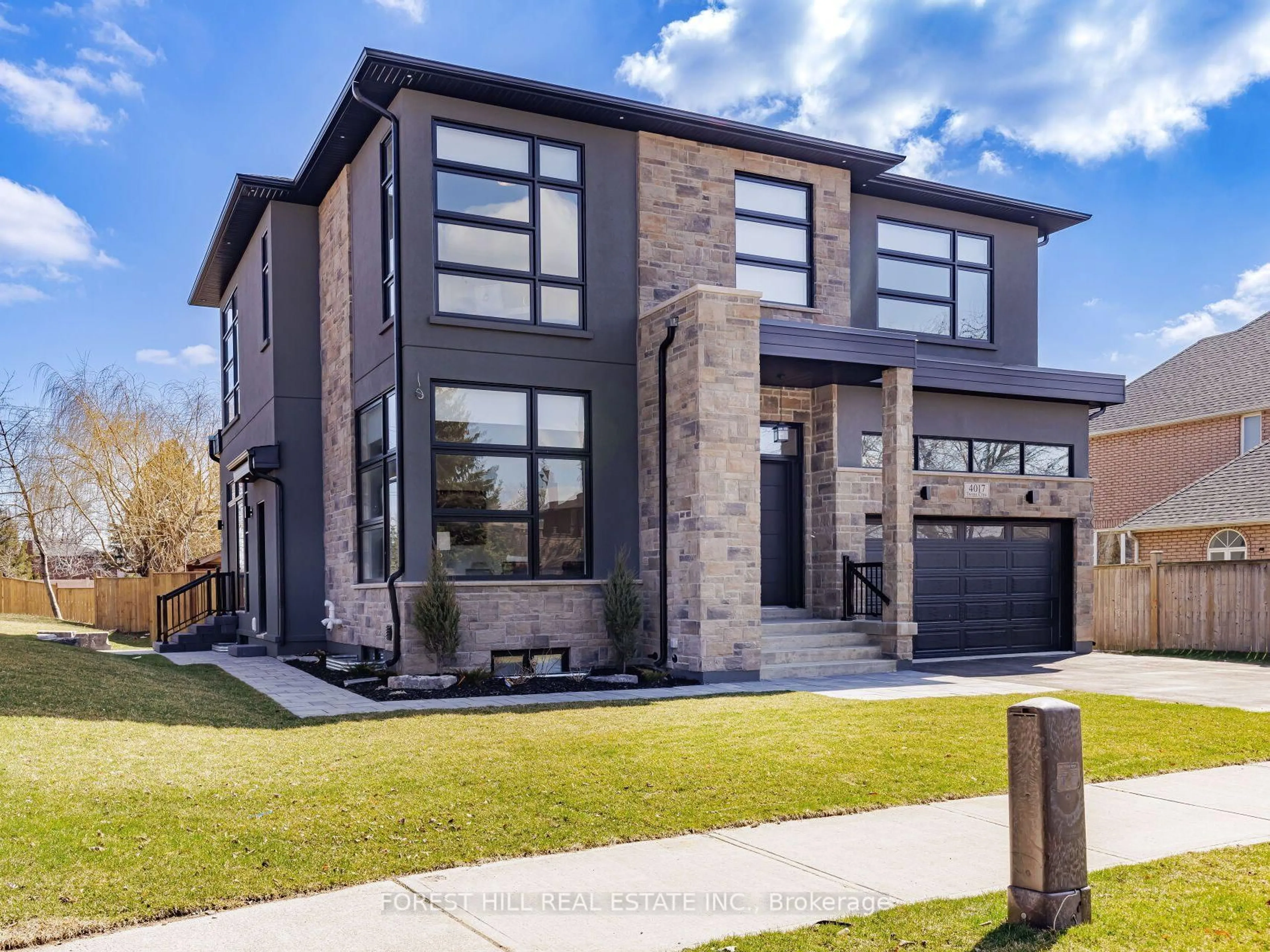Home with brick exterior material, street for 4017 Twine Cres, Mississauga Ontario L4Z 1E8