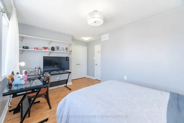 Additional property image - 81 Farthingale Cres