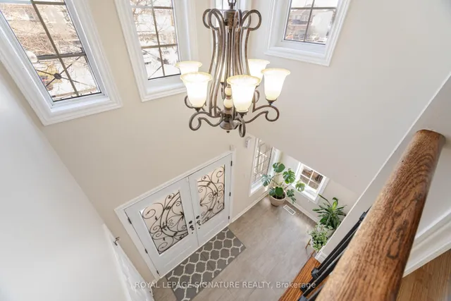 Additional property image - 81 Farthingale Cres