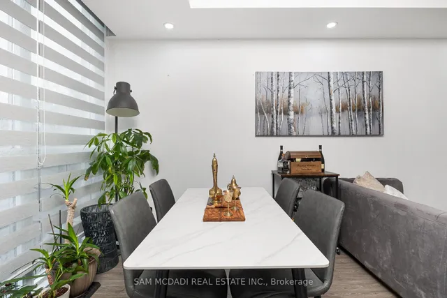 Additional property image - 90 Absolute Ave Unit Th119