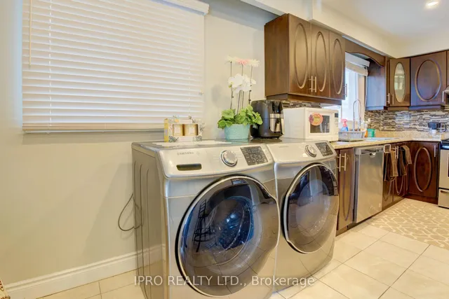 Additional property image - 208 Meadows Blvd