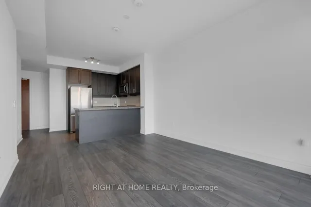Additional property image - 1050 Main St Unit 312