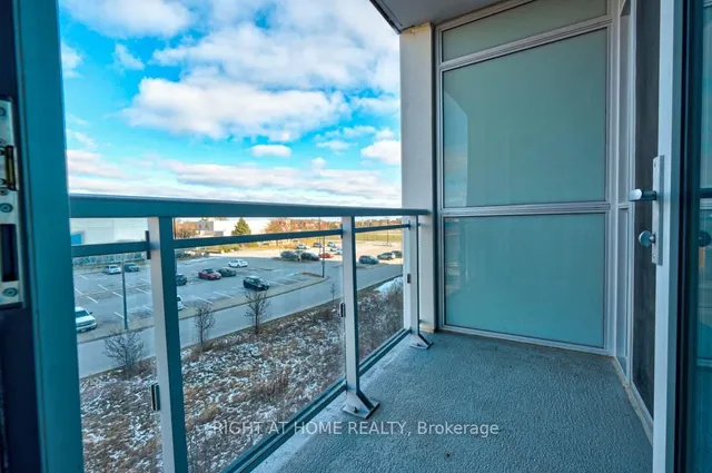 Additional property image - 1050 Main St Unit 312