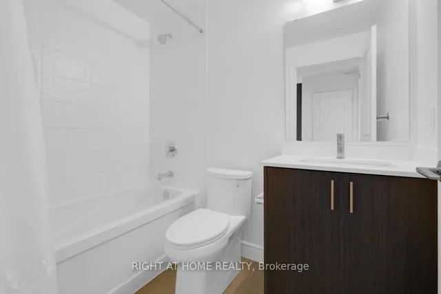 Additional property image - 1050 Main St Unit 312