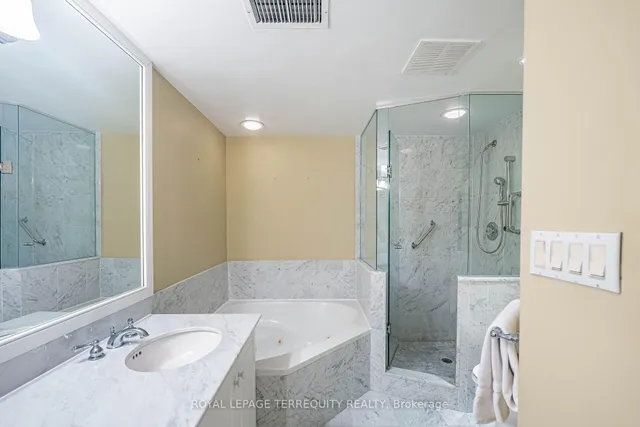 Additional property image - 1333 Bloor St Unit PH11