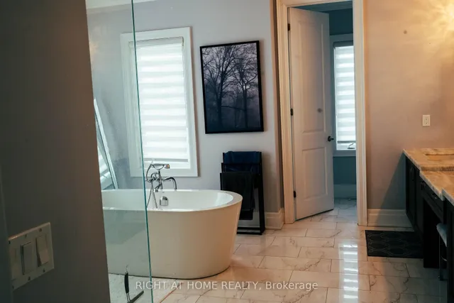 Primary image of 11 Fairmont Clse