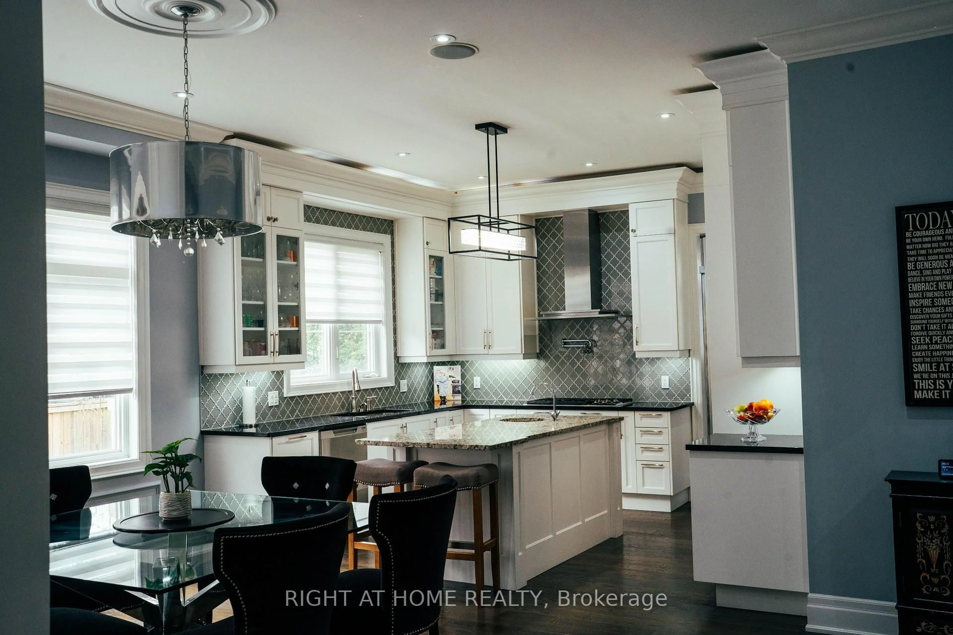 Contemporary kitchen, ceramic/tile floor for 11 Fairmont Clse, Brampton Ontario L6Y 2Y3