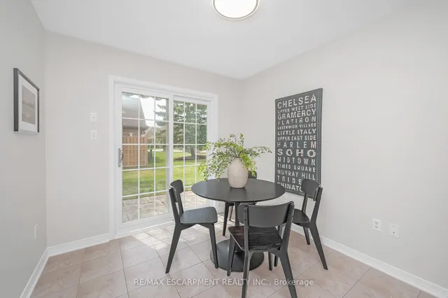 Additional property image - 4275 Millcroft Park Dr Unit 10