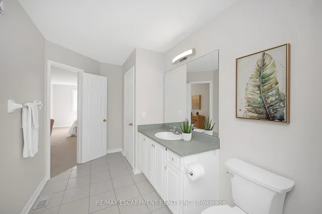 Additional property image - 4275 Millcroft Park Dr Unit 10