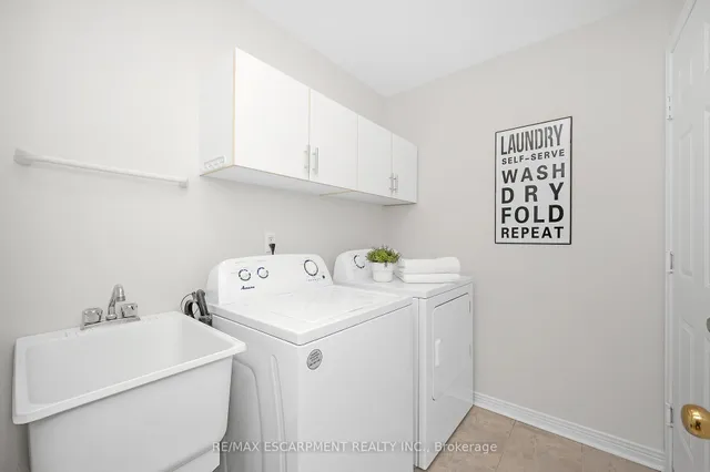 Additional property image - 4275 Millcroft Park Dr Unit 10