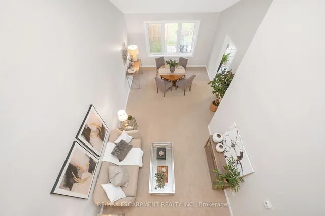 Additional property image - 4275 Millcroft Park Dr Unit 10