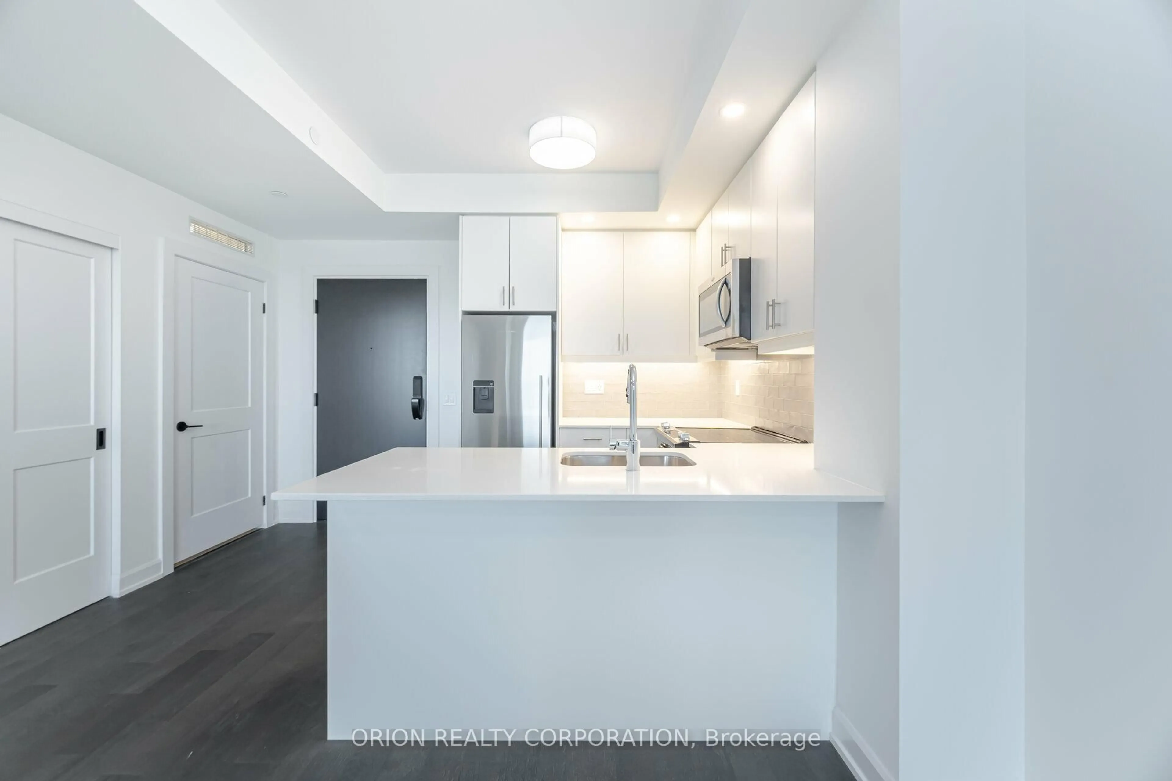 Open concept kitchen, unknown for 3220 William Coltson Ave #808, Oakville Ontario L6H 7X9