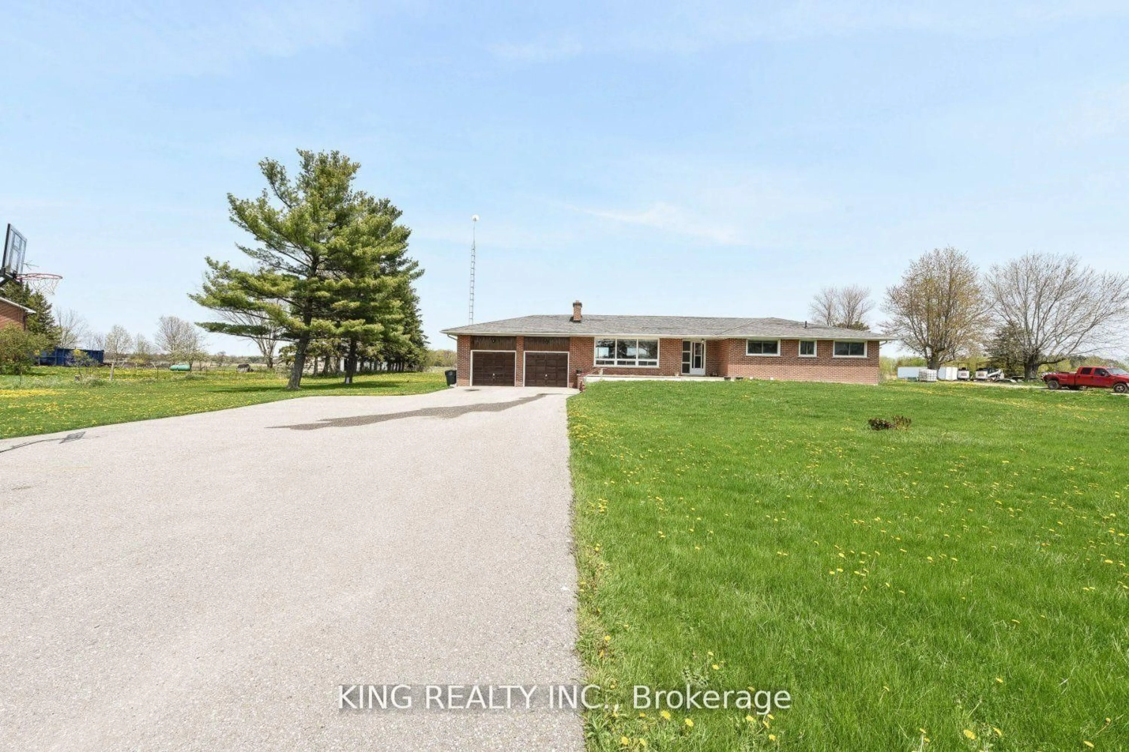 A pic from outside/outdoor area/front of a property/back of a property/a pic from drone, unknown for 14771 Dixie Rd, Caledon Ontario L7C 2M9