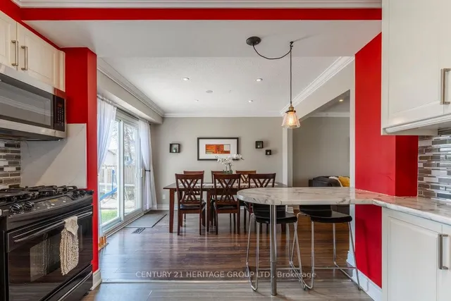 Additional property image - 2202 PEMBROKE Crt