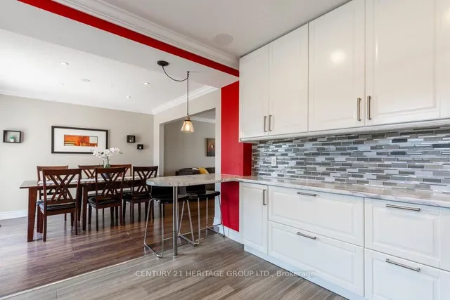 Additional property image - 2202 PEMBROKE Crt