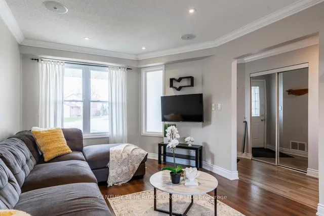 Additional property image - 2202 PEMBROKE Crt