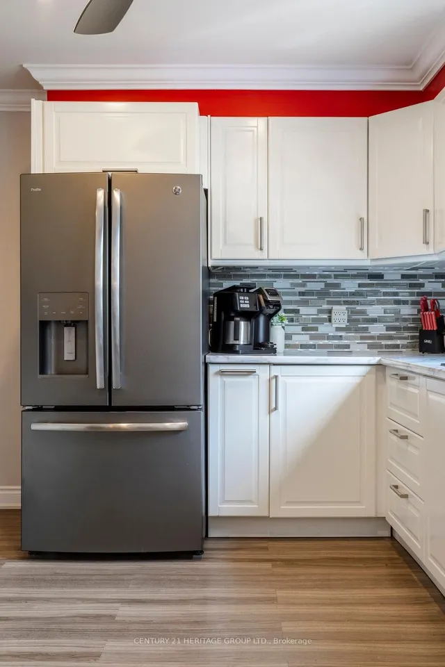 Additional property image - 2202 PEMBROKE Crt