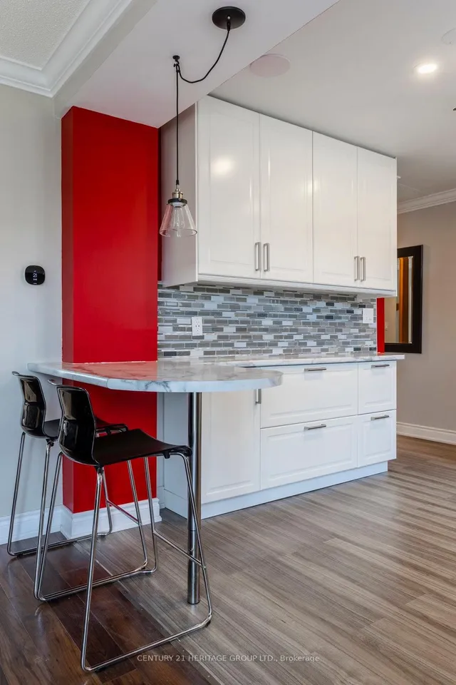 Additional property image - 2202 PEMBROKE Crt