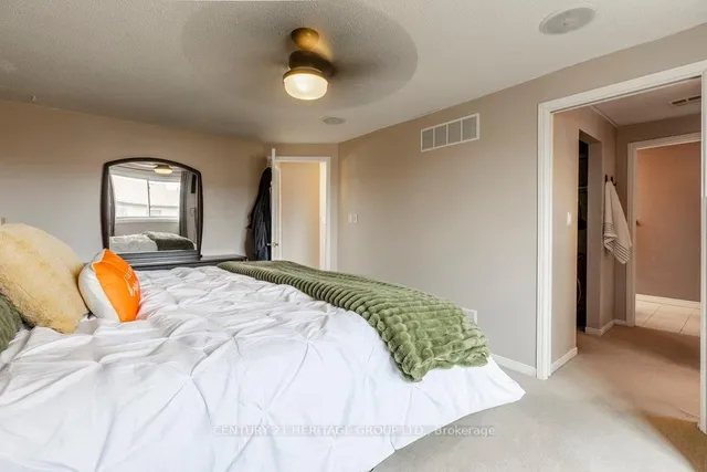 Additional property image - 2202 PEMBROKE Crt
