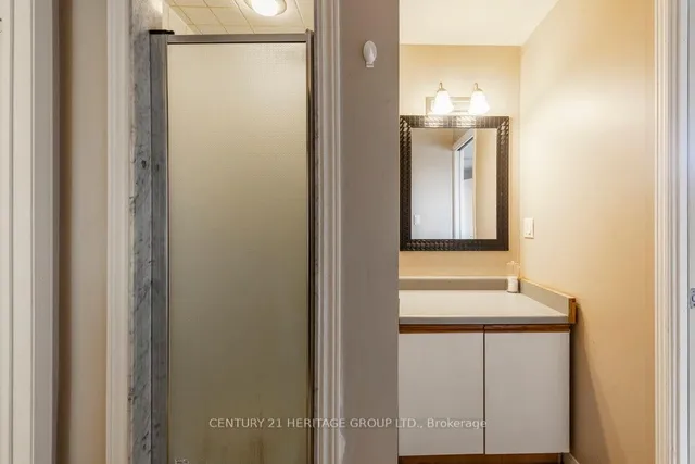Additional property image - 2202 PEMBROKE Crt