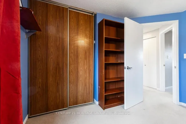 Additional property image - 2202 PEMBROKE Crt