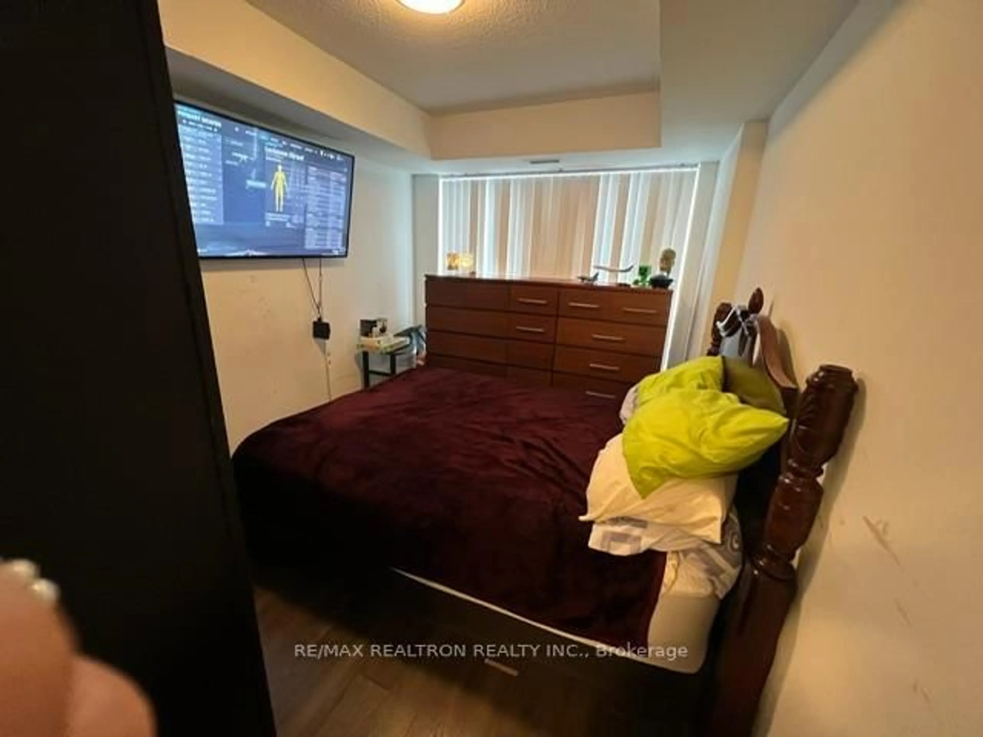 A pic of a room for 830 Lawrence Ave #917, Toronto Ontario M6A 0A2