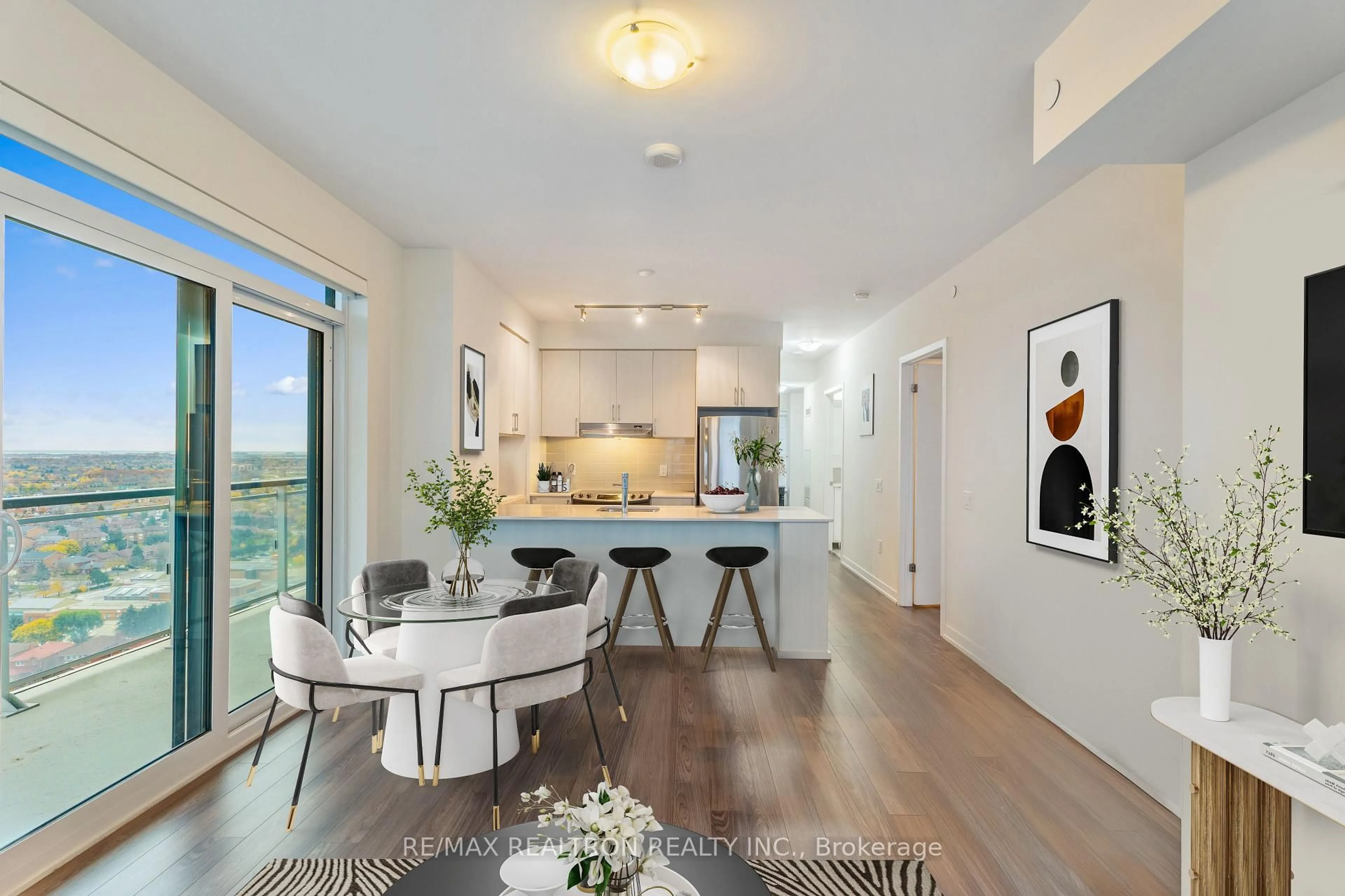 Open concept kitchen, unknown for 2560 Eglinton Ave #2004, Mississauga Ontario L5M 0Y3