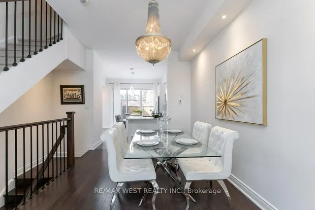 Additional property image - 2172 Trafalgar Rd Unit 19