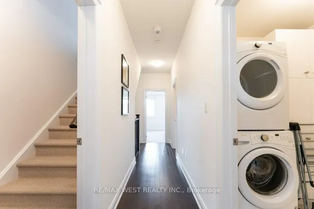 Additional property image - 2172 Trafalgar Rd Unit 19