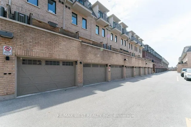 Additional property image - 2172 Trafalgar Rd Unit 19