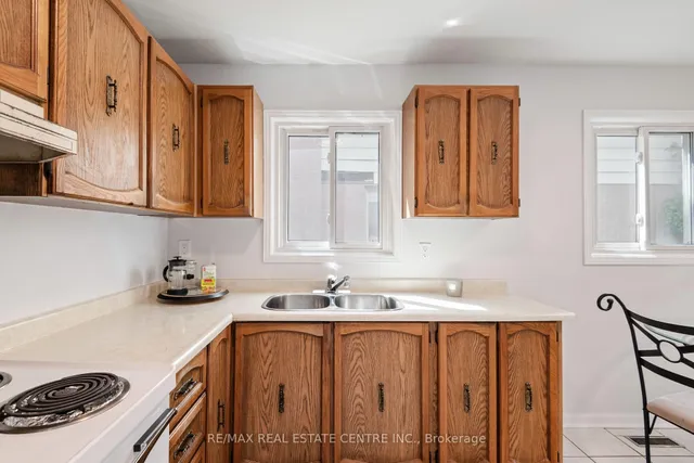 Additional image 24 of 53 Martindale Cres