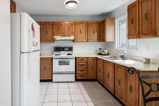 Additional image 22 of 53 Martindale Cres