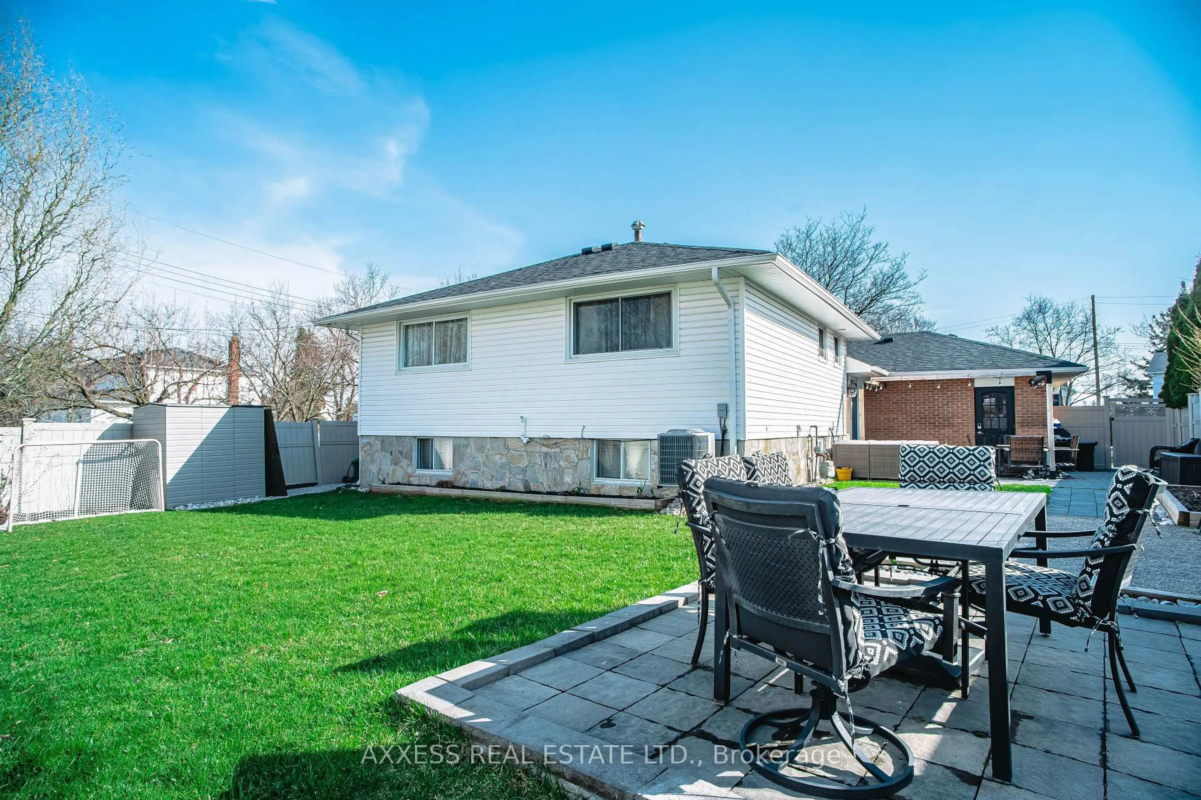 Unknown for 7 Regan Cres, Halton Hills Ontario L7G 1A9