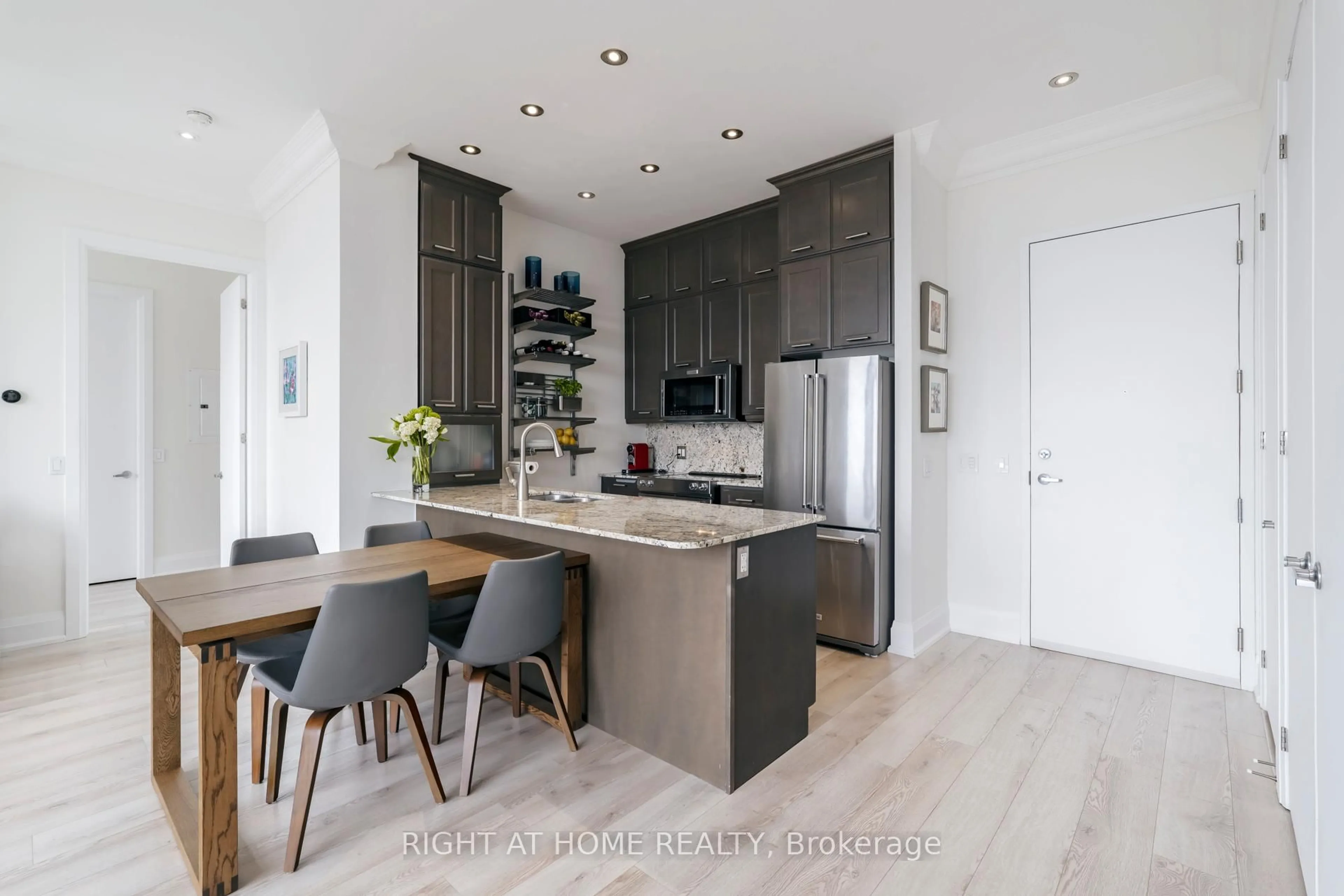 Open concept kitchen, unknown for 2470 Prince Michael Dr #804, Oakville Ontario L6H 0G9