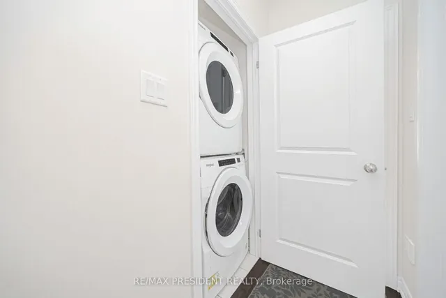 Additional image 32 of 25 Adventura Rd