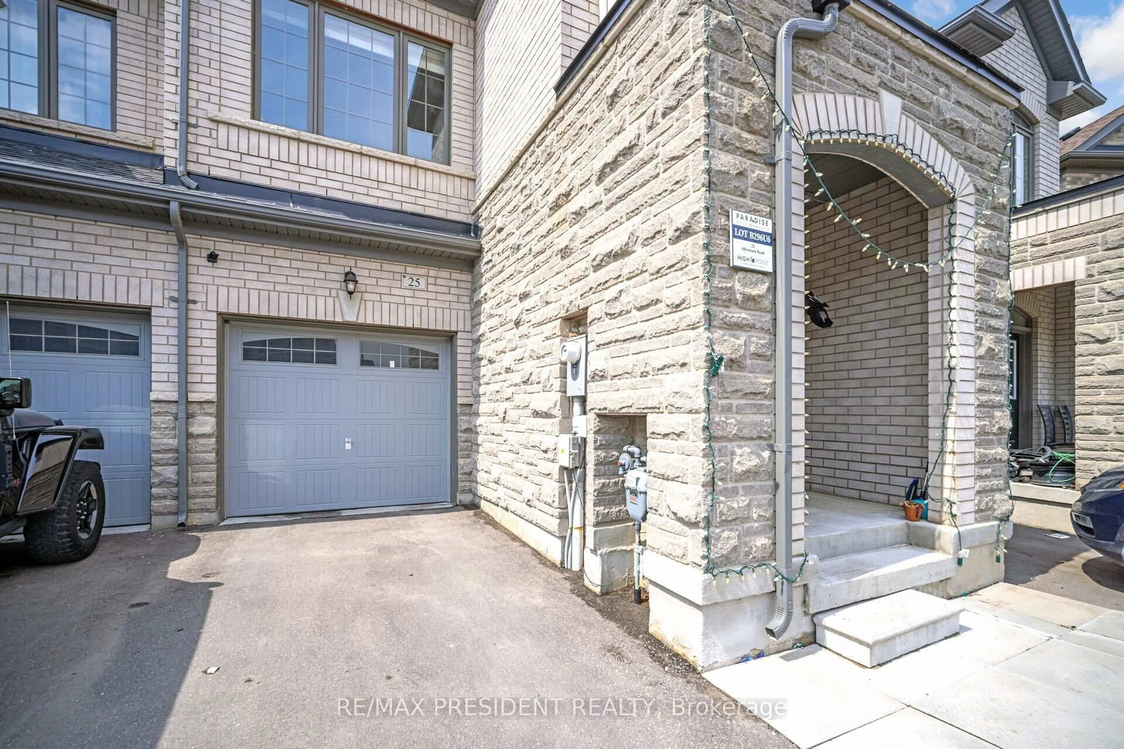 Home with brick exterior material, street for 25 Adventura Rd, Brampton Ontario L7A 5A7