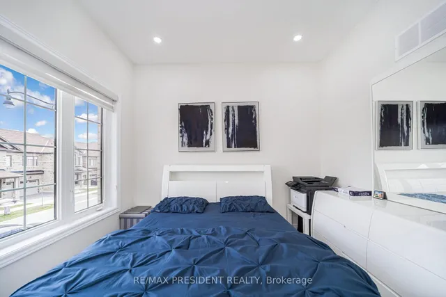 Additional image 4 of 25 Adventura Rd