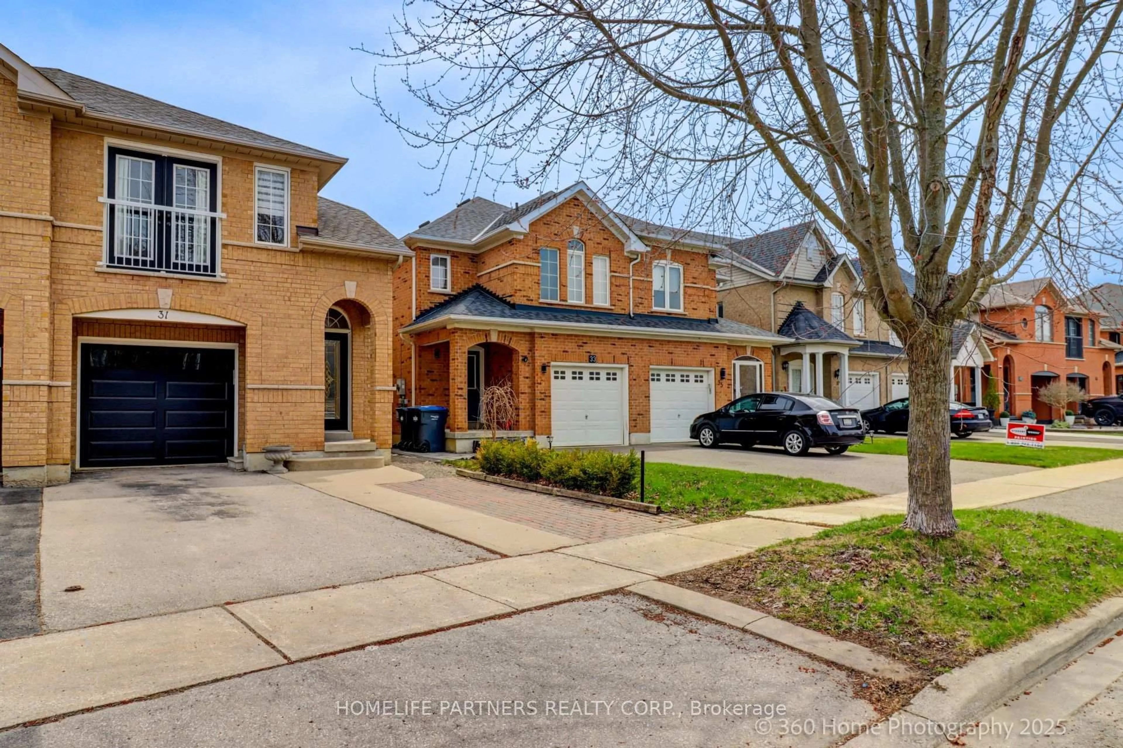 Home with brick exterior material, street for 31 Knoll Haven Circ, Caledon Ontario L7E 2V5