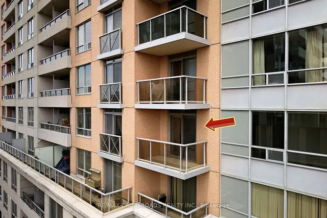 Additional property image - 5233 Dundas St Unit 528