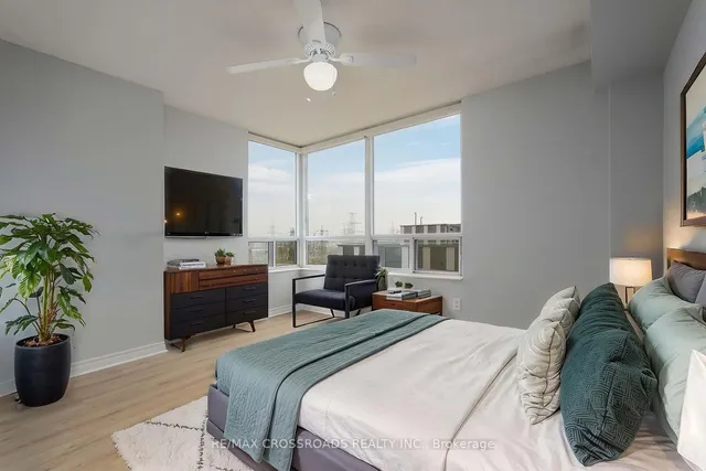 Additional property image - 5233 Dundas St Unit 528