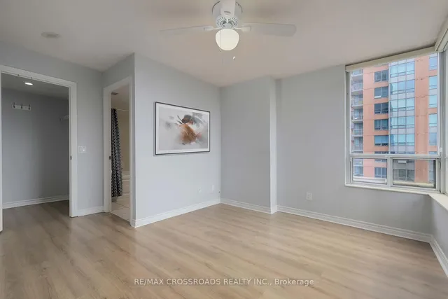 Additional property image - 5233 Dundas St Unit 528