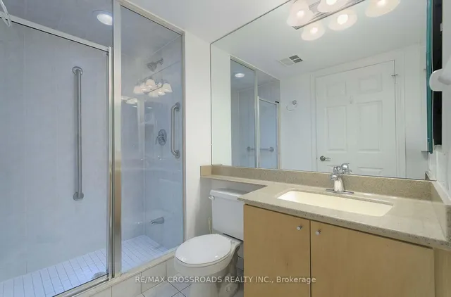 Additional property image - 5233 Dundas St Unit 528