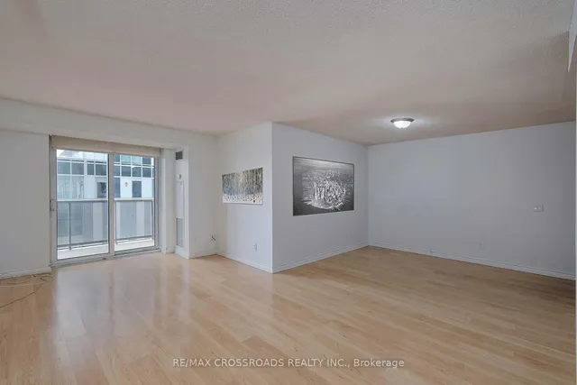 Additional property image - 5233 Dundas St Unit 528