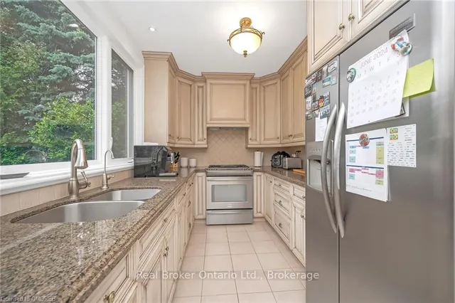 Additional property image - 2317 Lakeshore Rd