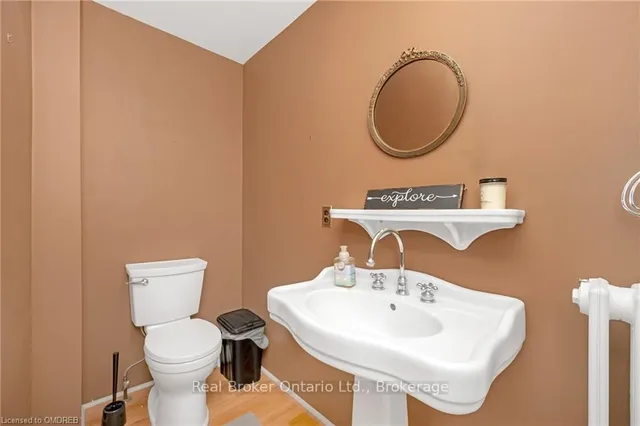 Additional property image - 2317 Lakeshore Rd