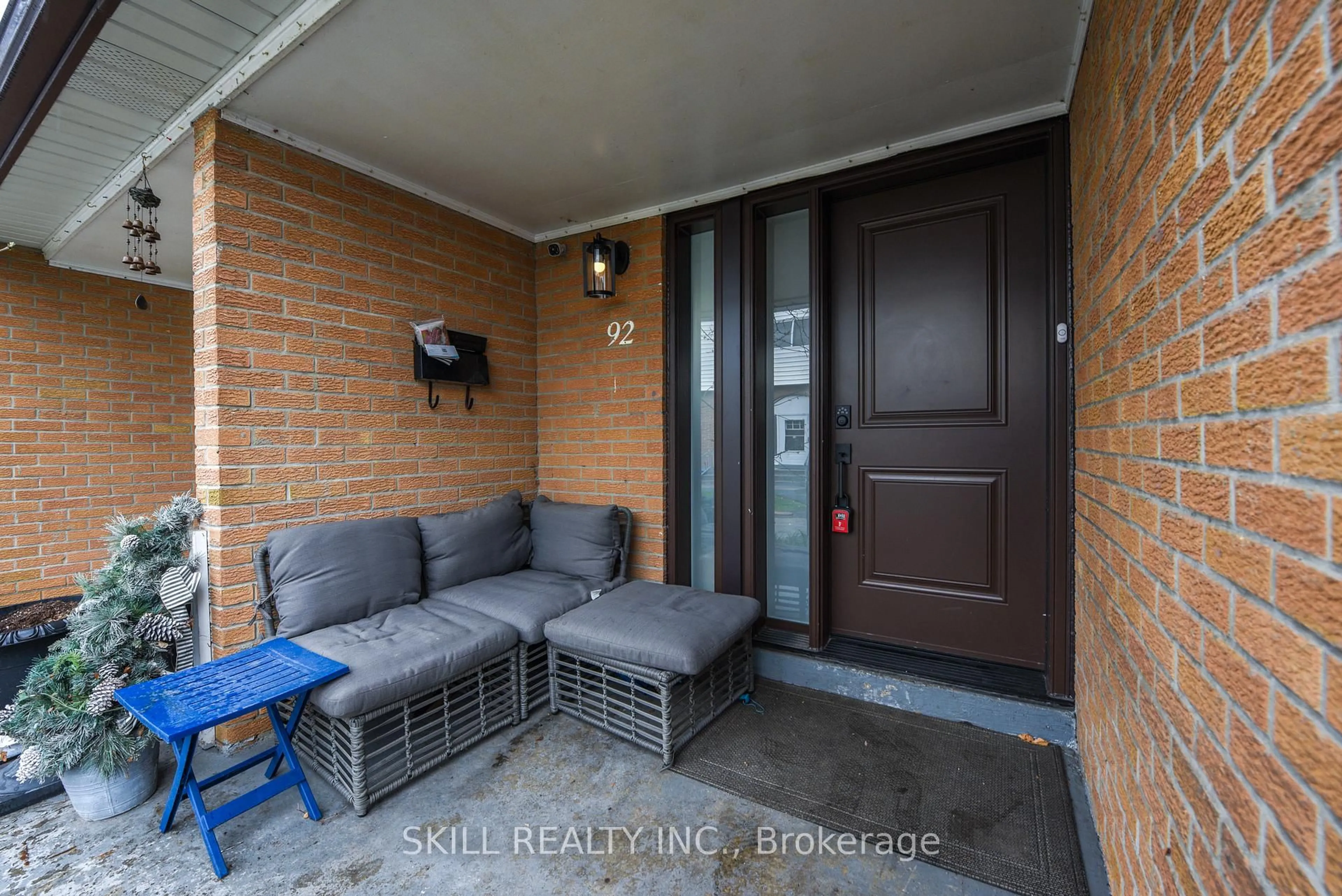 Balcony in the apartment, street for 7500 Goreway Dr #92, Mississauga Ontario L4T 3C7