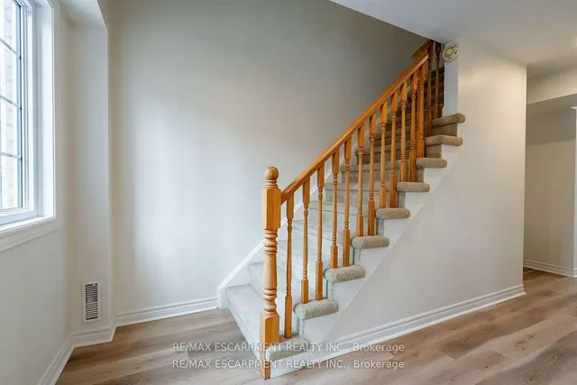 Additional property image - 2075 WALKERS Line Unit 246