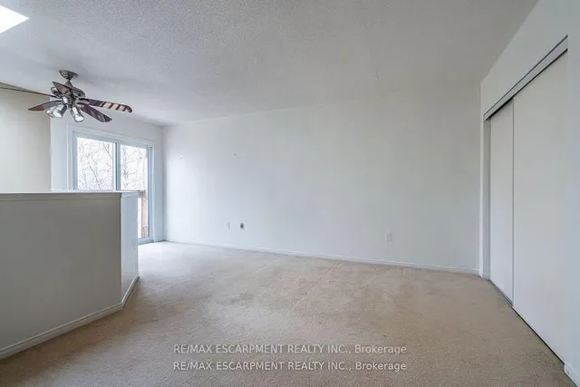 Additional property image - 2075 WALKERS Line Unit 246